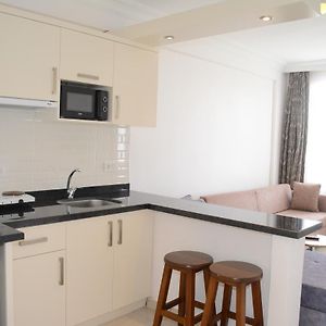 Appartement met een Slaapkamer in een Bijgebouw